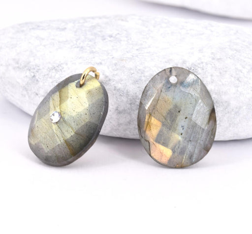 Achat Pendentif Perle Goutte Ovale Labradorite Facettes 19x15mm-0.9mm (1)